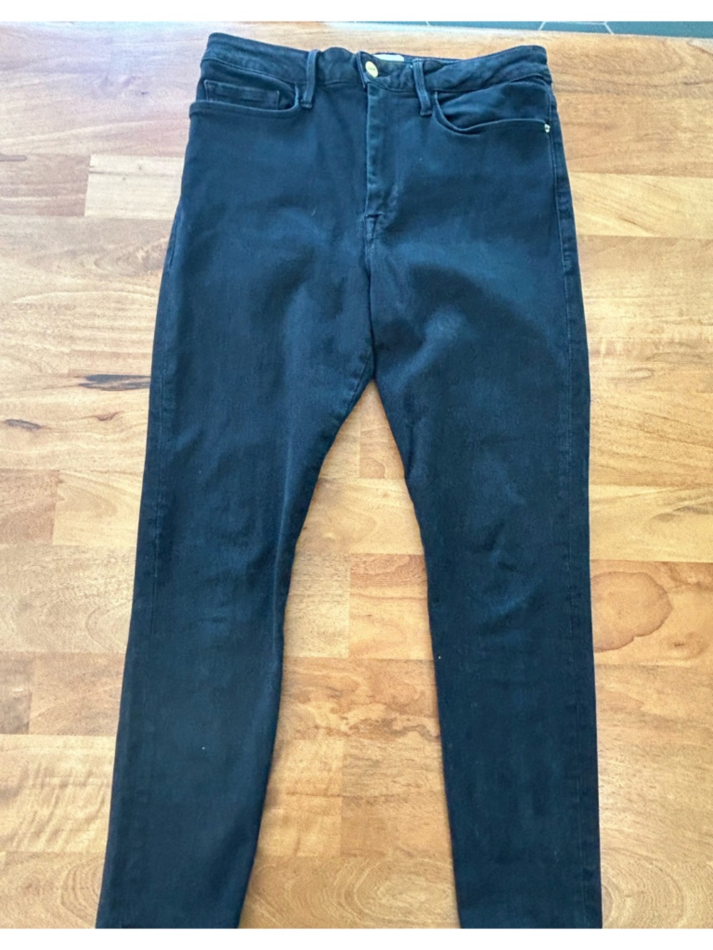 Frame Denim ‘Le One Skinny’ Jeans in Black Size 2